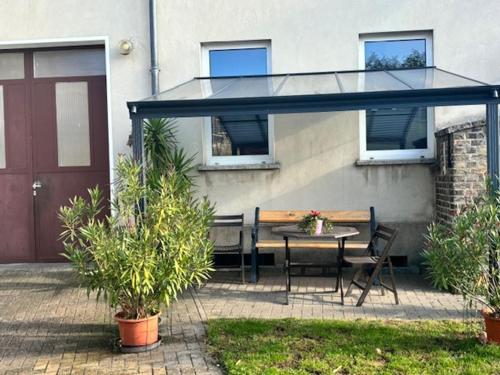 บริการและสิ่งอำนวยความสะดวก, 1 Zimmer Wohnung in Trebbin mit PKW Stellplatz in เทรบบิน