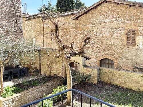 Double Room with Balcony (3 Adults) room in Il Cortile di Assisi