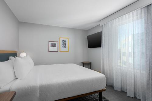 Homewood Suites by Hilton Newport Cincinnati - image 12