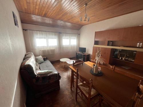 Charmant appartement 4 personnes - idéalement situé au Mont-Dore - Villa Planet 4