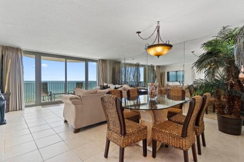 Perdido Towers East 703 in Parasol Nyugat