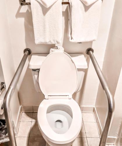 Quality Inn Selinsgrove - image 9