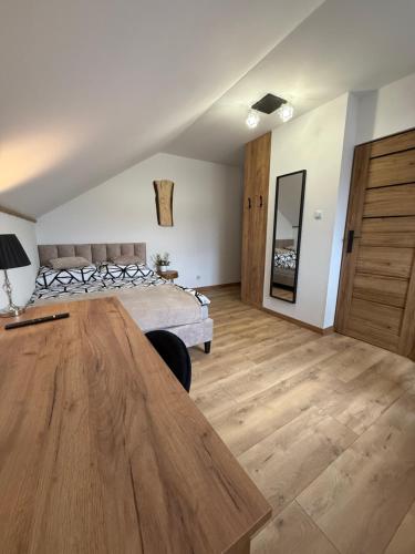 Apartament z tarasem i pokoje KLIMATYZOWANE -Drozdówka Solina, Solina (fotografie 4)