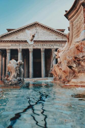 Pantheon Luxury Apartment, Rome (photo 10)