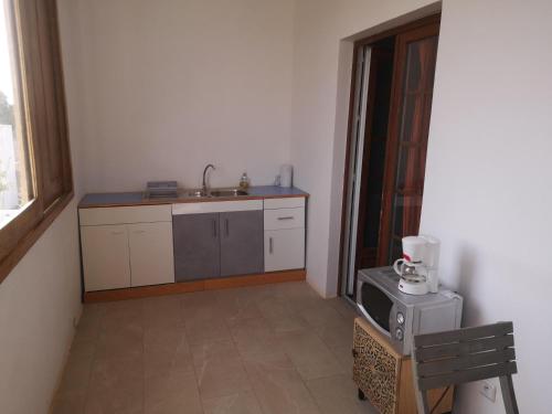 Facilities, Florecita 2 in Sintian