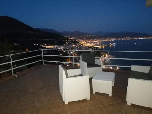 Mamma Wanda Sea View Home Amalfi Coast in Vietri Sul Mare