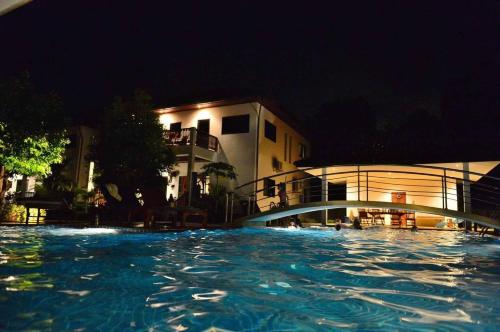 Swimming pool, ROOM 1 at CET Resort with Pool, Padel, Tennis near Koh Talu