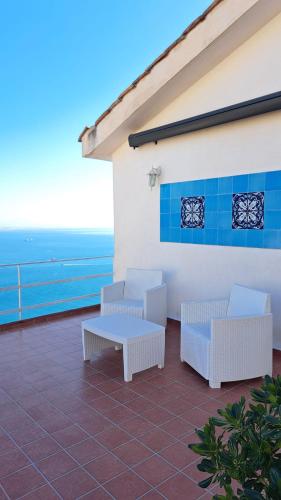 Mamma Wanda Sea View Home Amalfi Coast in Vietri Sul Mare