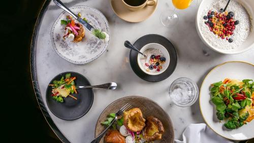 667022824 Kimpton Hotel Monaco Pittsburgh by IHG