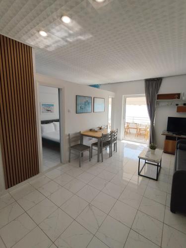 Atlas-Unlimited Sea View Apartment