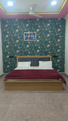 Bharti Residency, Near CNG Station, Rukmani Vihar Vrindavan