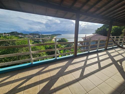 Sossego, Linda vista, praia 400mts e home-office in Ribeirao da Ilha