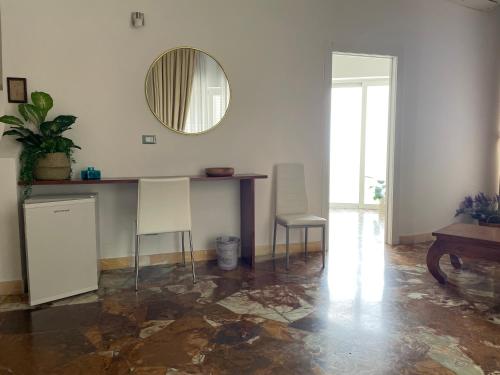 Il Giardino Di Flora con Piscina & Jacuzzi