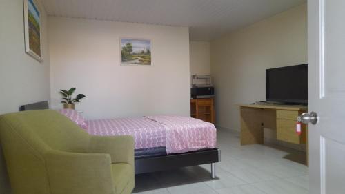 Michael's place - image 2