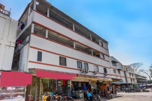 مدخل, Hotel O Hasan House SyariahNearPelabuhan Feri Harbor Bay in باتو امبار