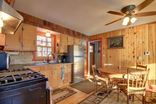 Cozy Cabin w/ Private Dock on Fifth Crow Wing Lake in Nevis