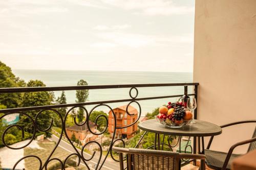 周邊環境, Tamarri in 克瓦里亞提