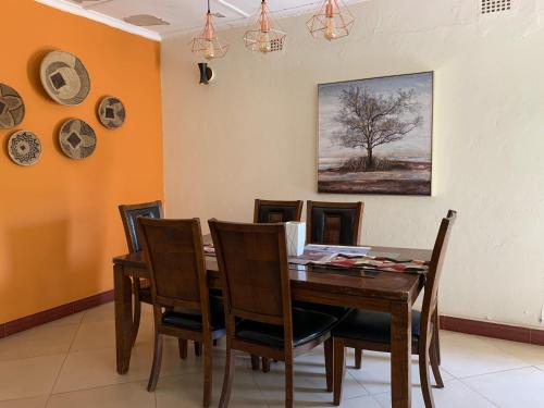 Summerfields & Gardens Lodge in Kitwe