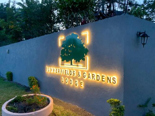 Summerfields & Gardens Lodge in Kitwe