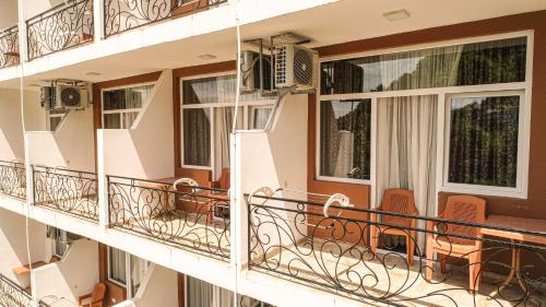 外部景觀, Tamarri in 克瓦里亞提