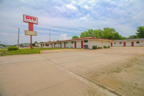 OYO Hotel McAlester OK S Main St in McAlester, USA