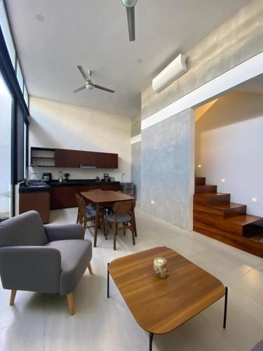 Desirable Home With Cozzy Pool