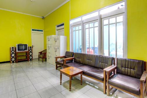 Лоби, Hotel O Lobak Hostel CapsuleNearAyam Goreng Terowongan in Sendangguwo