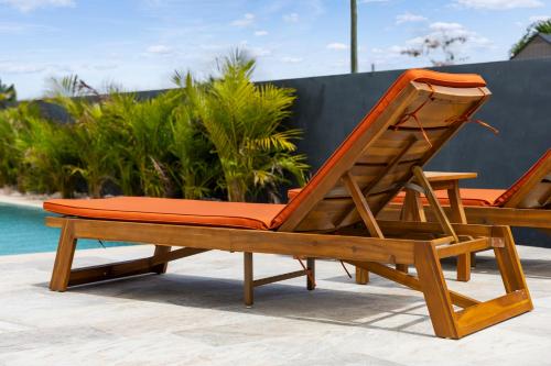 FourVillas with Private Magnesium Pool 3 min to the Beach & Dive Rinse Tank FourVillas with Private Magnesium Pool 3 min to the Beach & Dive Rinse Tank