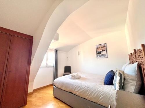 Charming peaceful haven in the Golden Square, air-conditioned