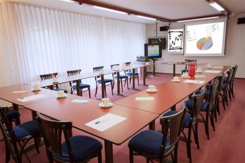 Hotel Zur Linde - image 11