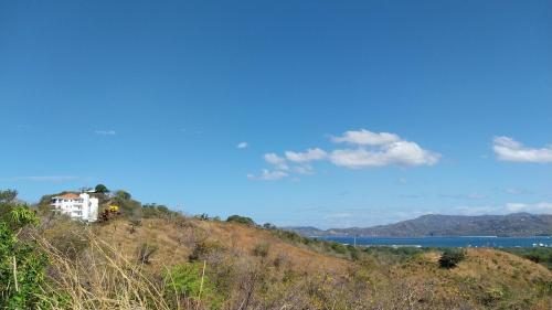 Playa Flamingo - 2 BR condo with great ocean views - FLAMINGO TOWERS 25