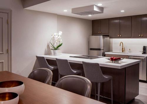 Hotel Crescent Court near Perot Museum of Nature and Science