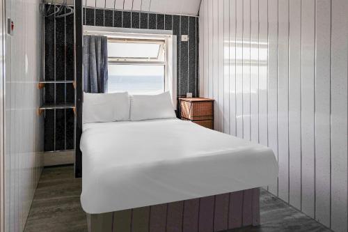 Harlands Hotel Blackpool - image 13