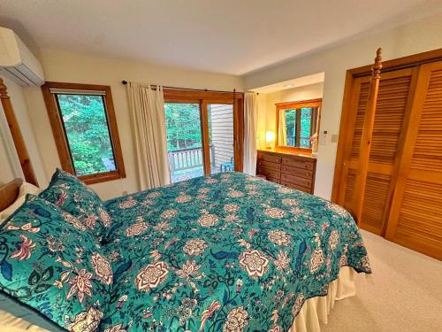 FC26 Bretton Woods home steps from the slopes FC26 Bretton Woods home steps from the slopes