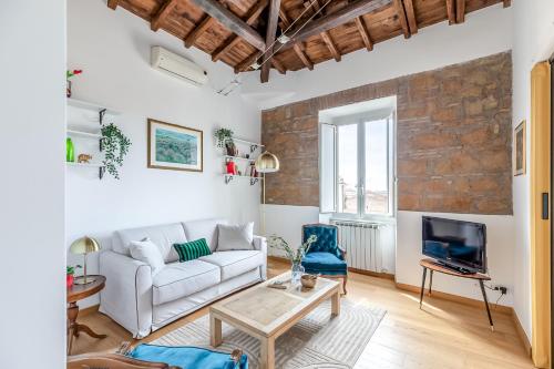Hostly-Light and Wood Rome Midtown-Near Trevi, Рим (фото 5)