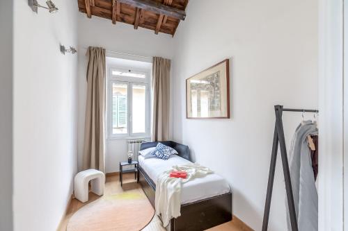 Hostly-Light and Wood Rome Midtown-Near Trevi, Рим (фото 3)