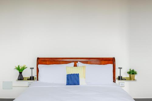 Hostly-Light and Wood Rome Midtown-Near Trevi, Рим (фото 2)