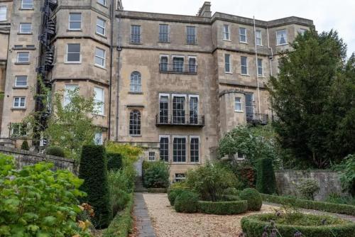 Lamppostvilla - image 12