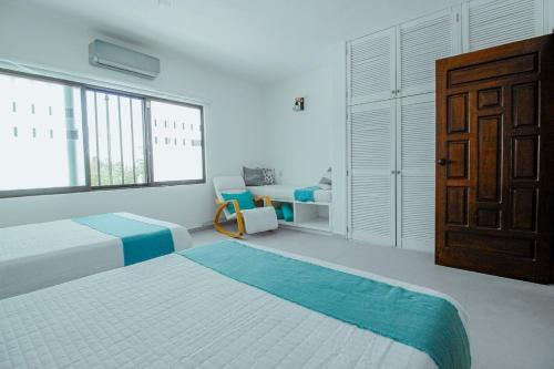 Oceanfront Private Pier Pool Garden Terrace 3BR house, Cancún (photo 3)