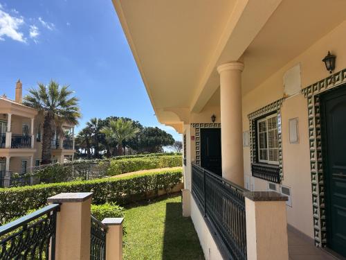 Moradia B - 200m da Praia da Oura - Leste