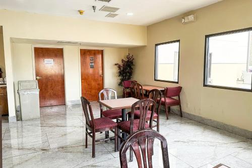 Baymont by Wyndham Rome West - image 13