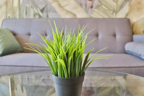 HOM I Nuevo Depto 2D2B Nunoa 4PAX Metro PlazaEgana NEW1014