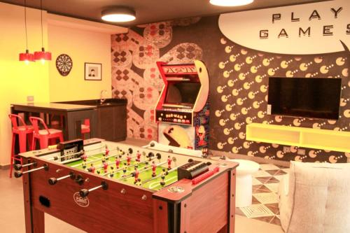 HOM I Nuevo Depto 2D2B Nunoa 4PAX Metro PlazaEgana NEW1014