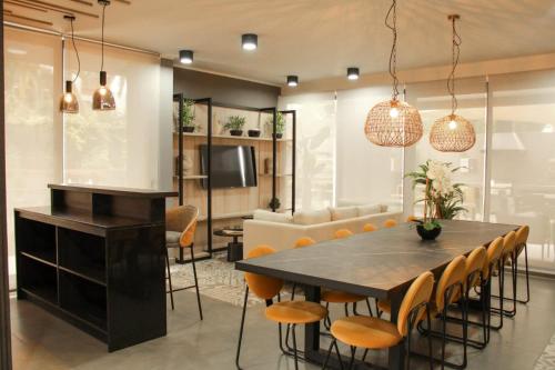 HOM I Nuevo Depto 2D2B Nunoa 4PAX Metro PlazaEgana NEW1014