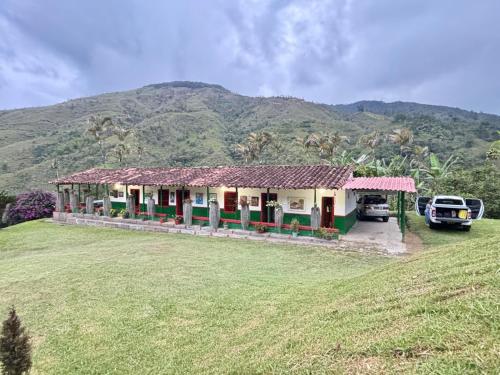 Finca loma linda con jacuzzi, piscina, vista