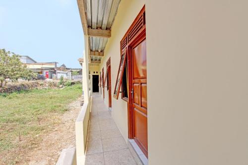 Lobby, Hotel O Syifa Guest House Syariah in Slawi