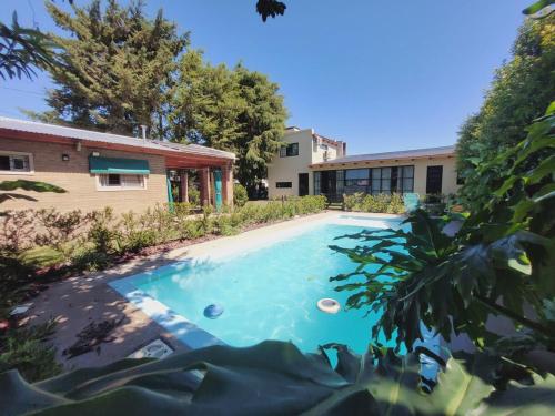 Garden, Casa de Pueblo in Firmat