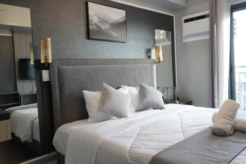 Cozy Urban Condo in Grand Residences with Balcony - Cebu Cozy Urban Condo in Grand Residences with Balcony - Cebu