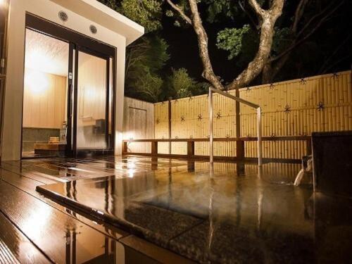 Kaiseki dinner - Breakfast and Dinner included Private Villa with Open-air bath room (Futons are provided from 3rd guests) image 3