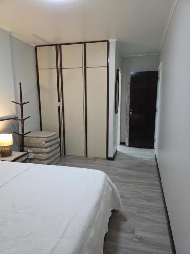 Apartment image 6